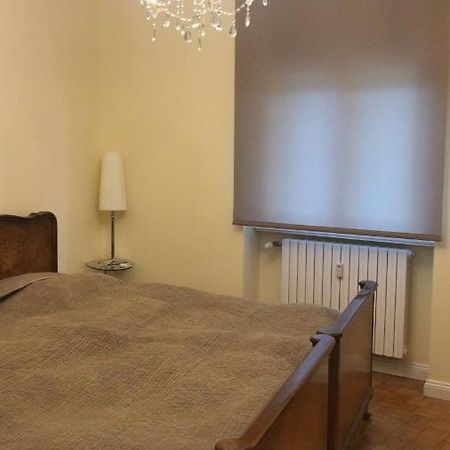 Sehr Zentral, Fussmarsch Bis Zur Promenade Und Trotzdem Ruhig Apartment Salò Екстериор снимка